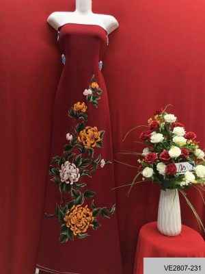 1635827225 vai ao dai ve dep (3)